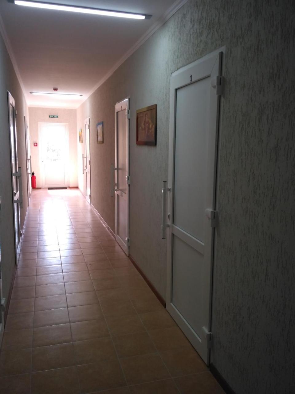 Motel Lutsk Bagian luar foto